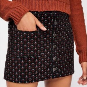 We The Free Joanie Black and Red Patterned Mini Skirt Women’s Size 27